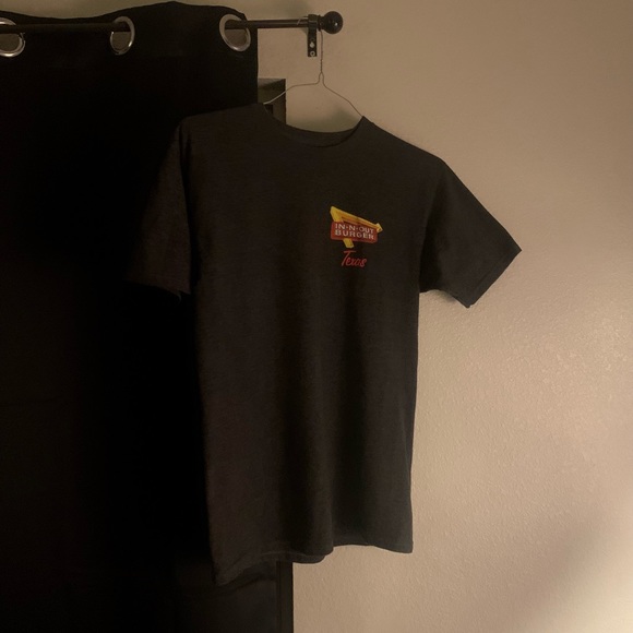 Vintage In n Out burgers shirt - Picture 3 of 3